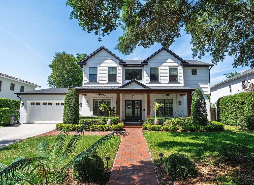 Photo of 427 Raehn Street, Orlando, FL 32806 (MLS # O6401184)