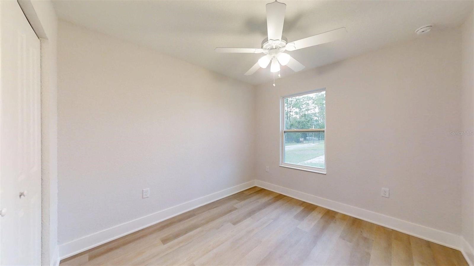 RAINBOW LAKES ESTATES - Residential