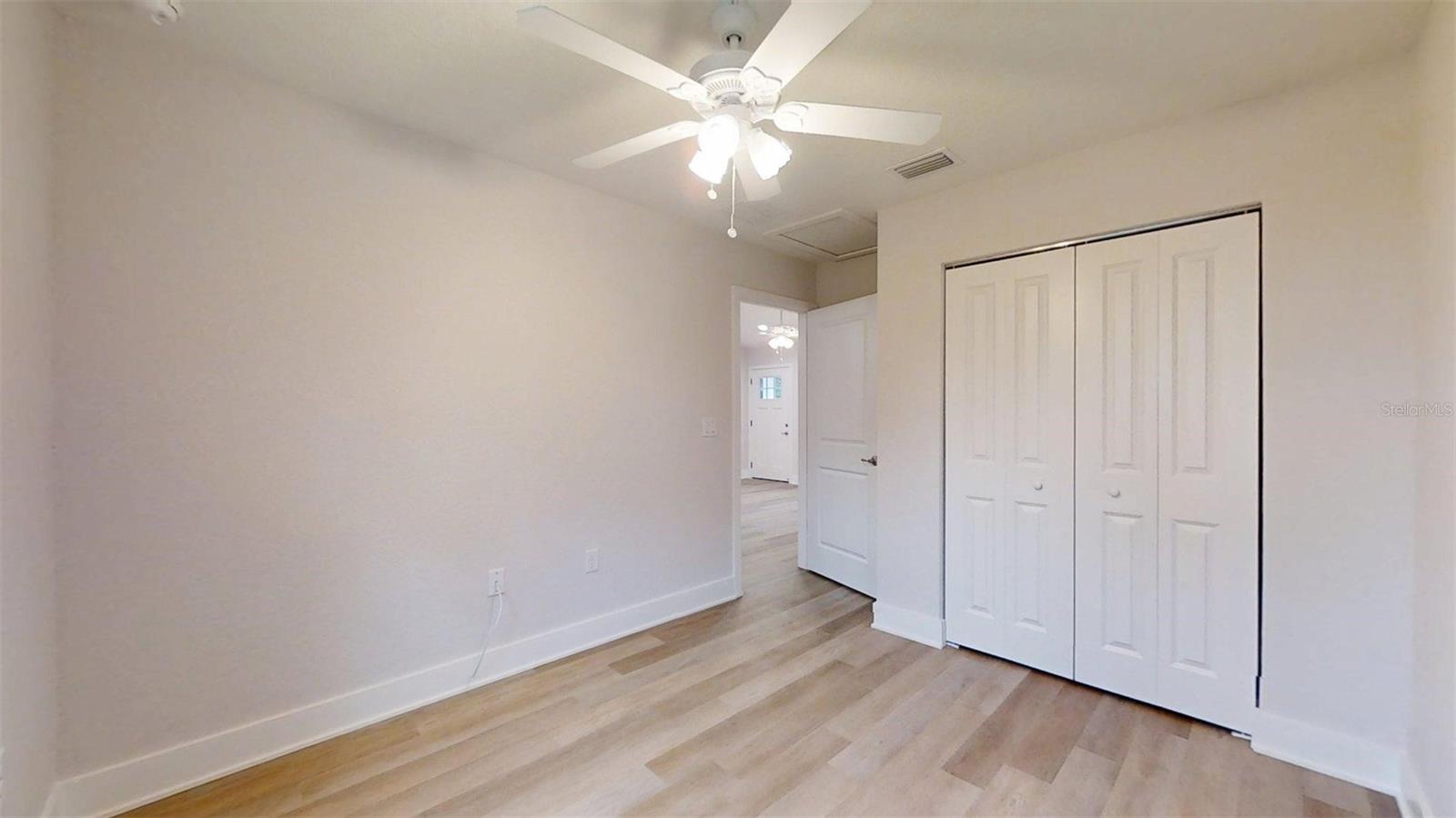 RAINBOW LAKES ESTATES - Residential