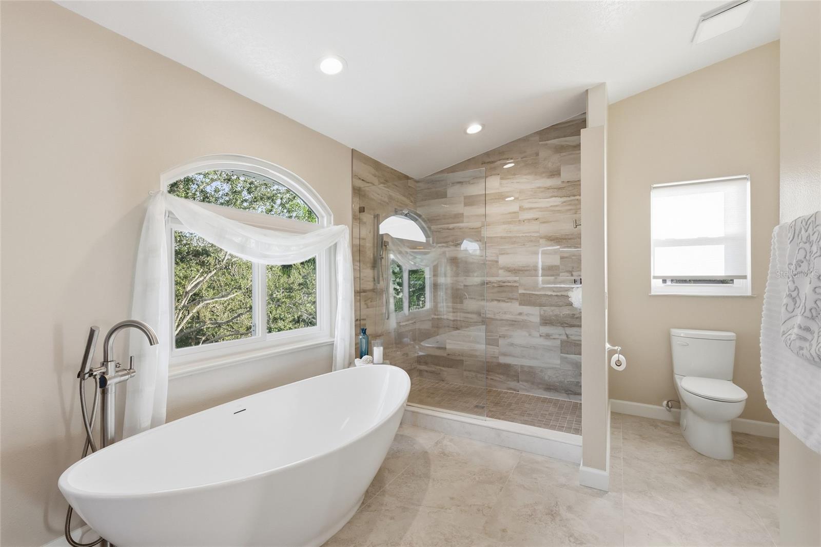 NO-SEE-UM ACRES - Residential