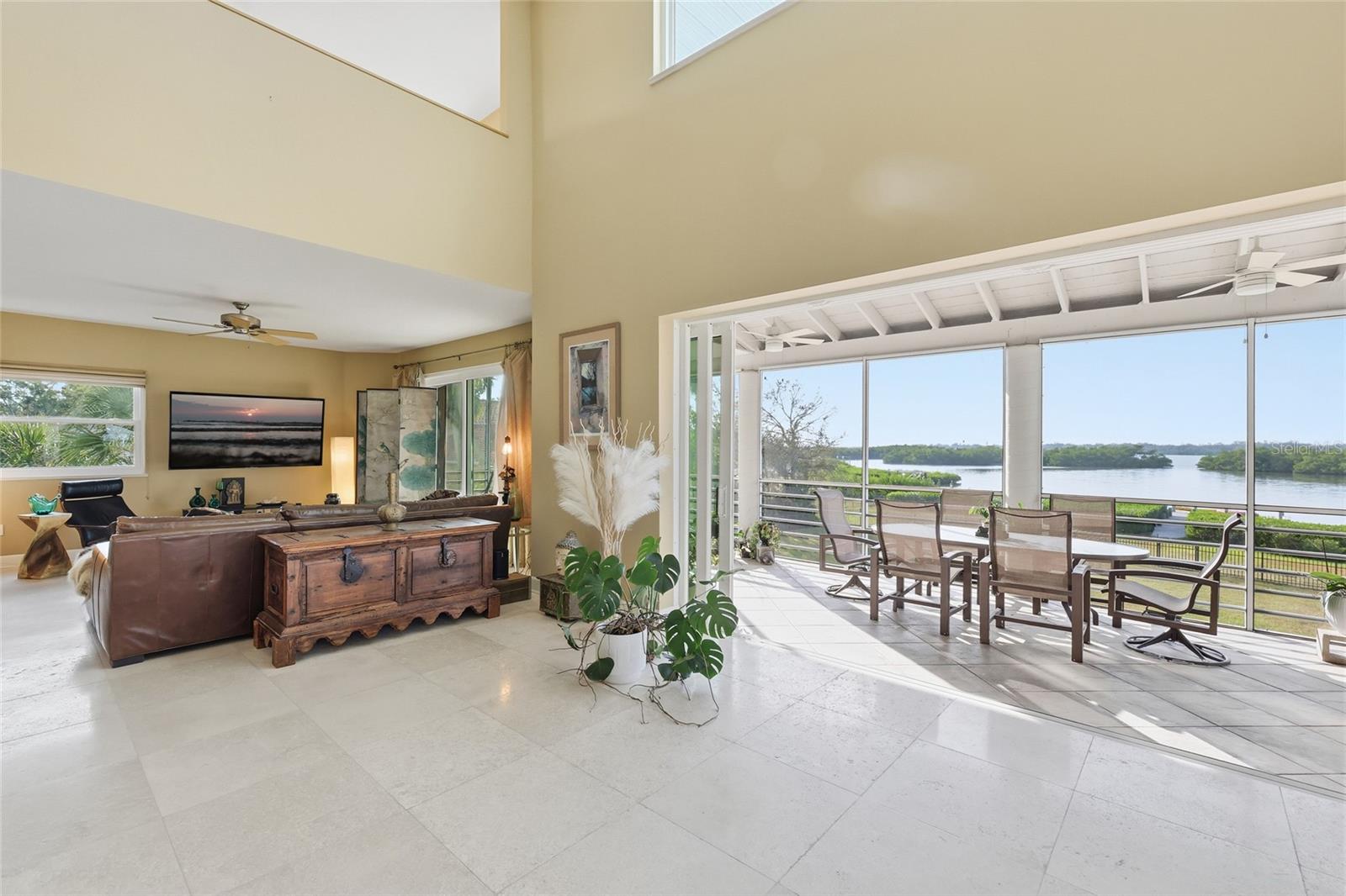 NO-SEE-UM ACRES - Residential