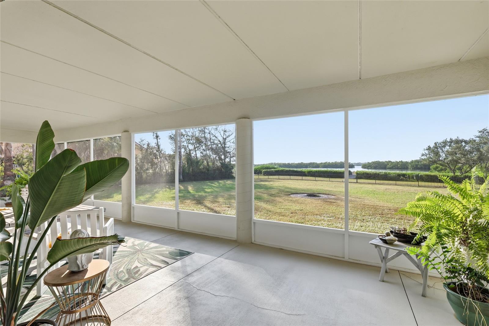 NO-SEE-UM ACRES - Residential