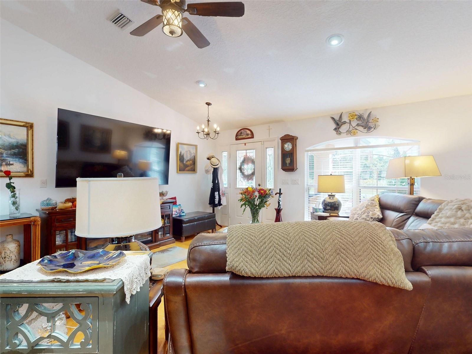 CANTERBURY LAKE ESTATES SECOND ADD - Residential