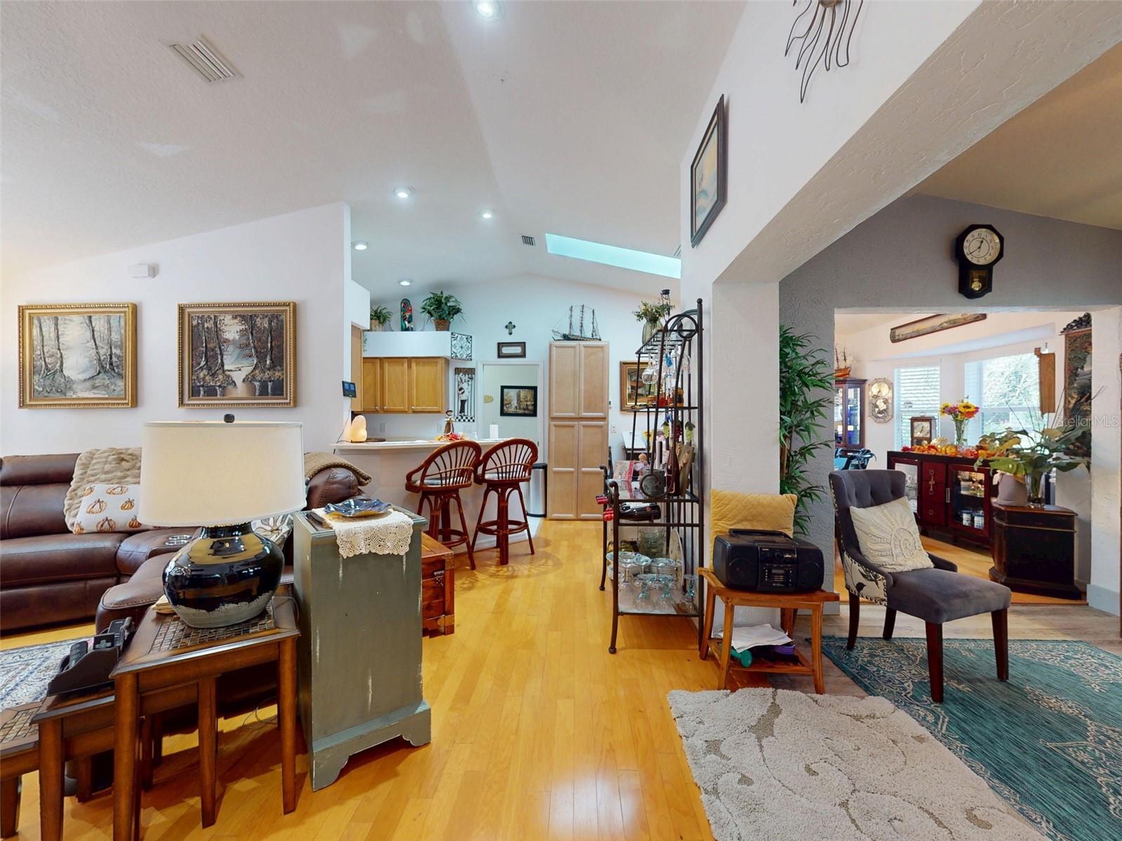 CANTERBURY LAKE ESTATES SECOND ADD - Residential