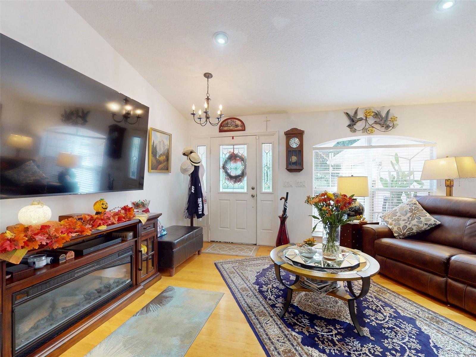 CANTERBURY LAKE ESTATES SECOND ADD - Residential