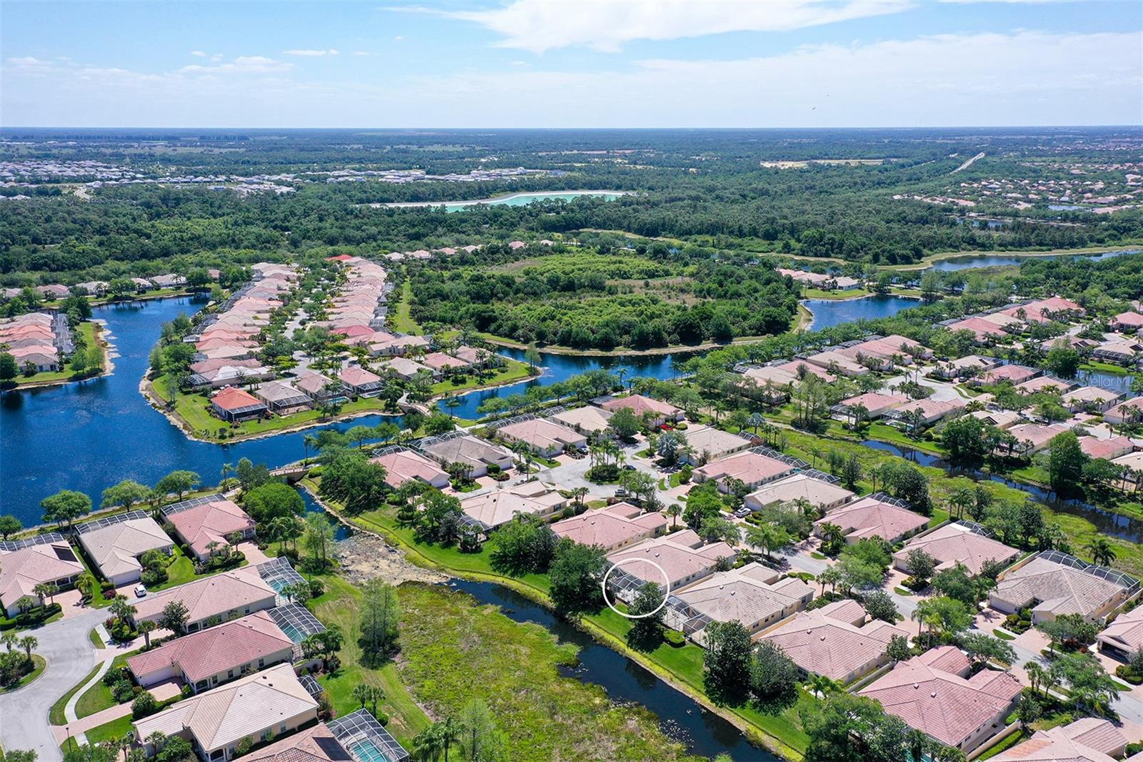 VILLAGEWALK - Residential