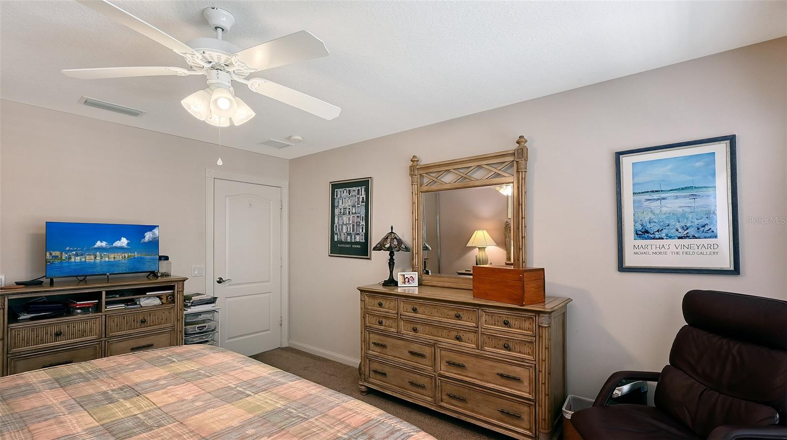 VILLAGEWALK - Residential