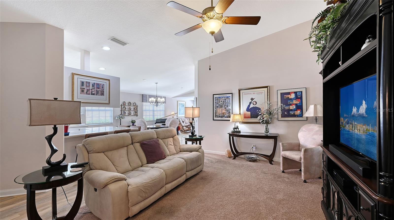 VILLAGEWALK - Residential