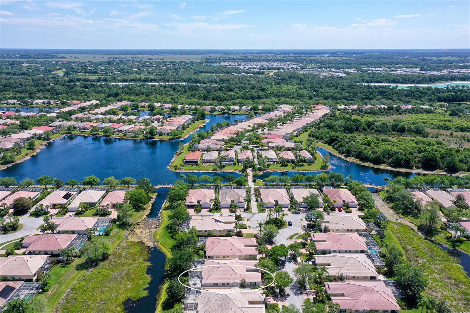 VILLAGEWALK - Residential