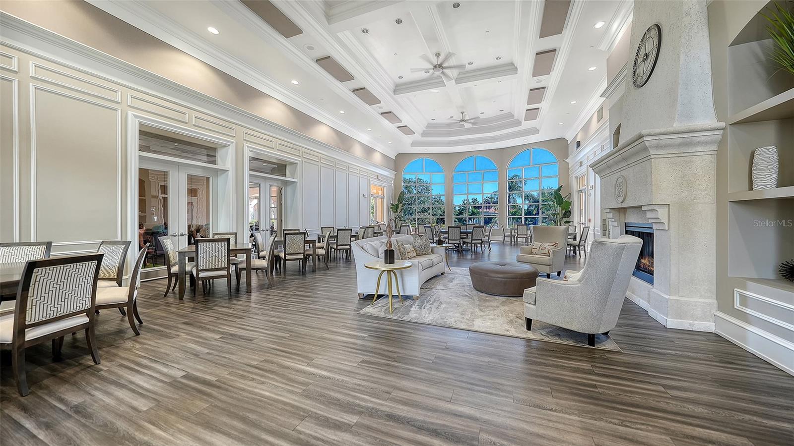 VILLAGEWALK - Residential