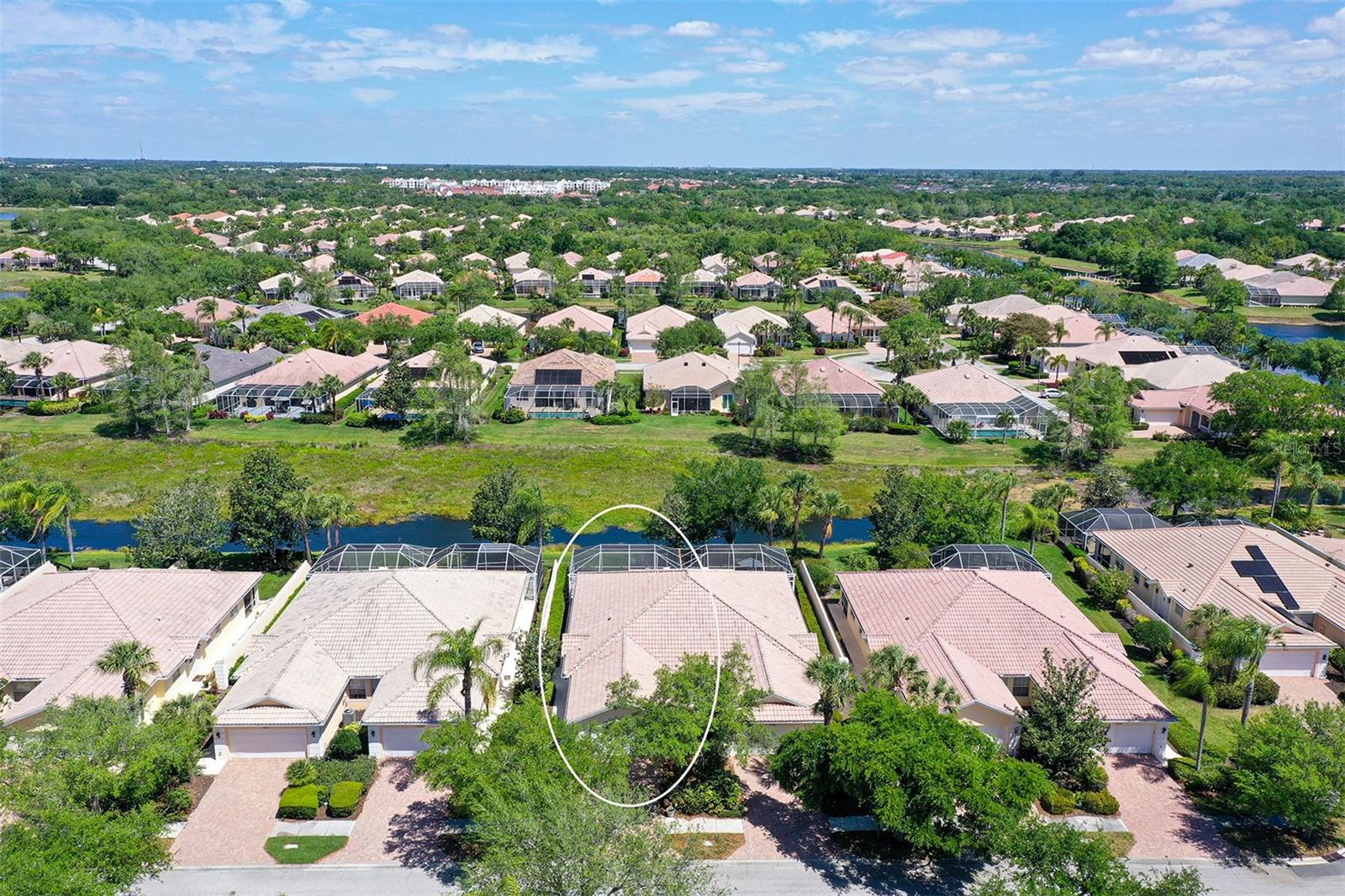 VILLAGEWALK - Residential