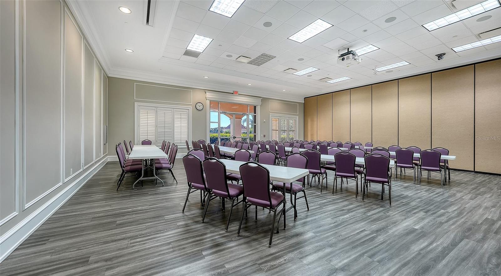 VILLAGEWALK - Residential