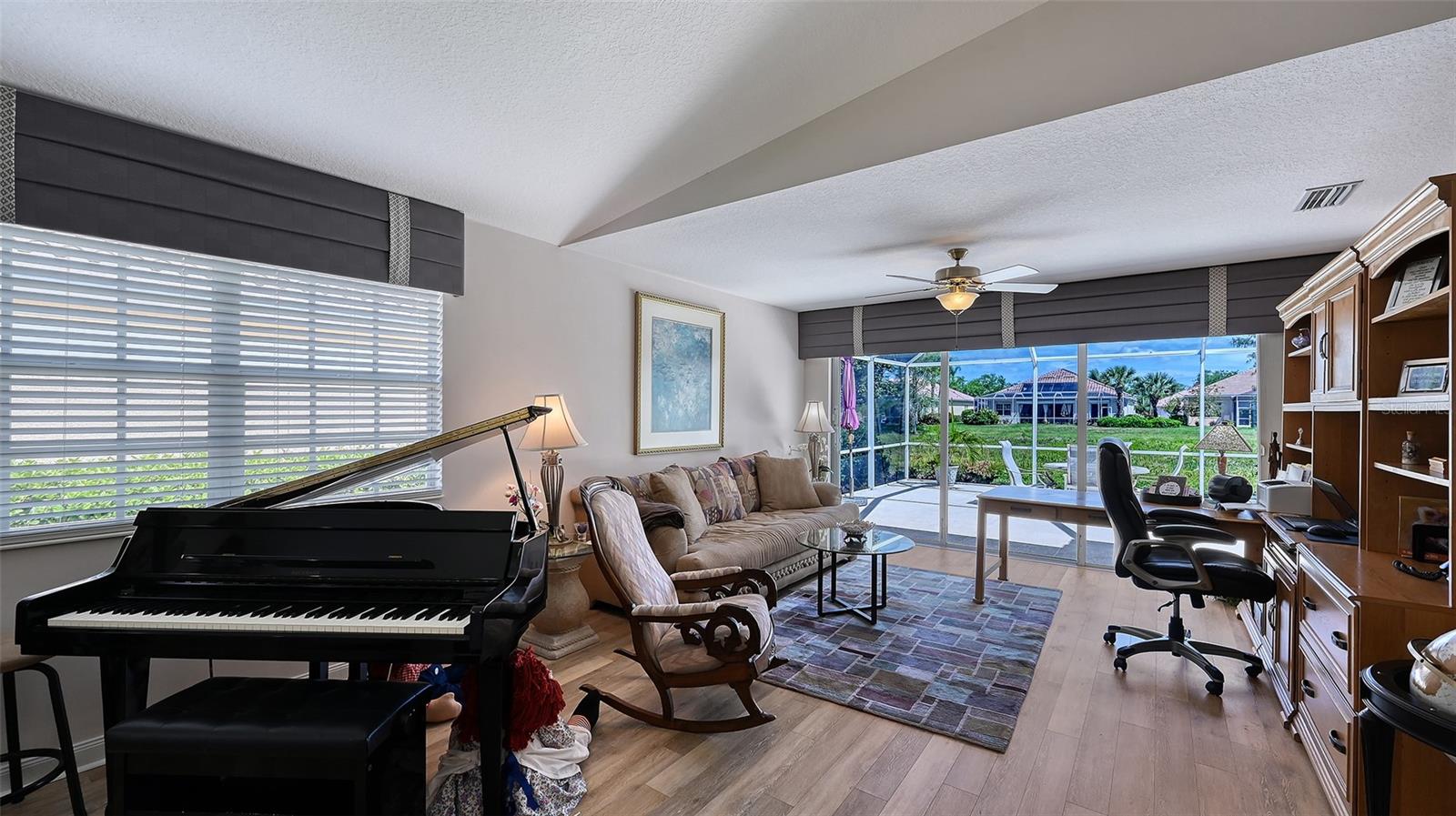 VILLAGEWALK - Residential