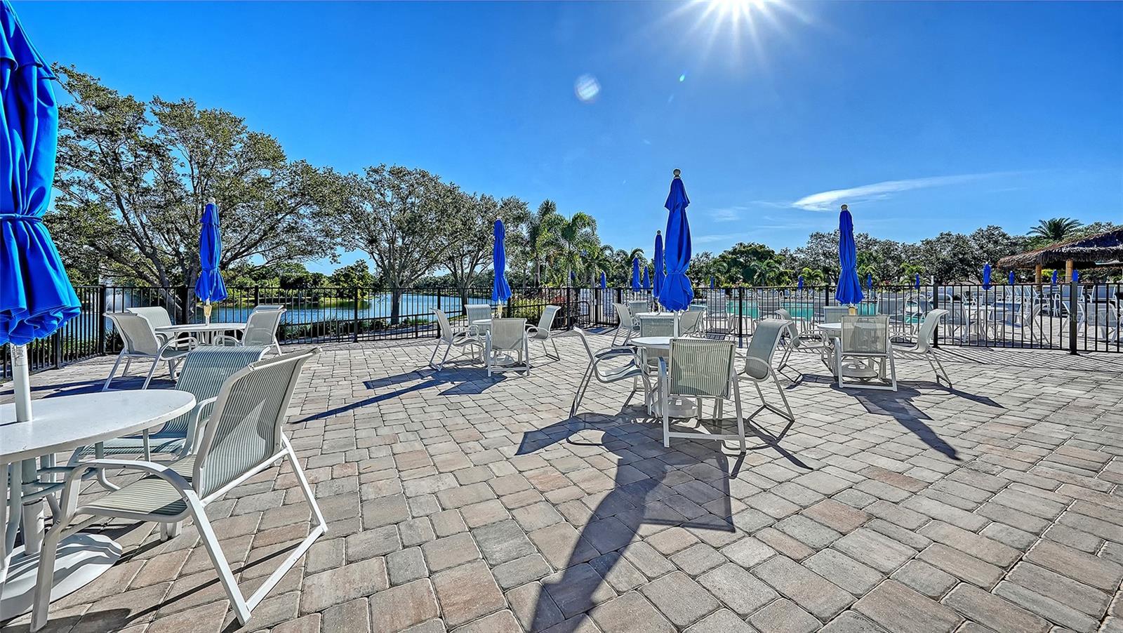 VILLAGEWALK - Residential