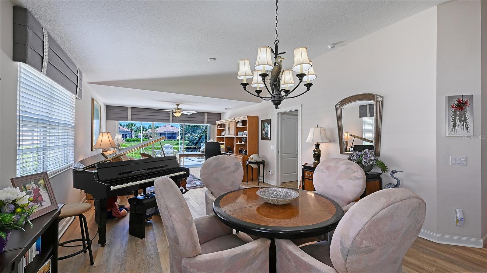 VILLAGEWALK - Residential