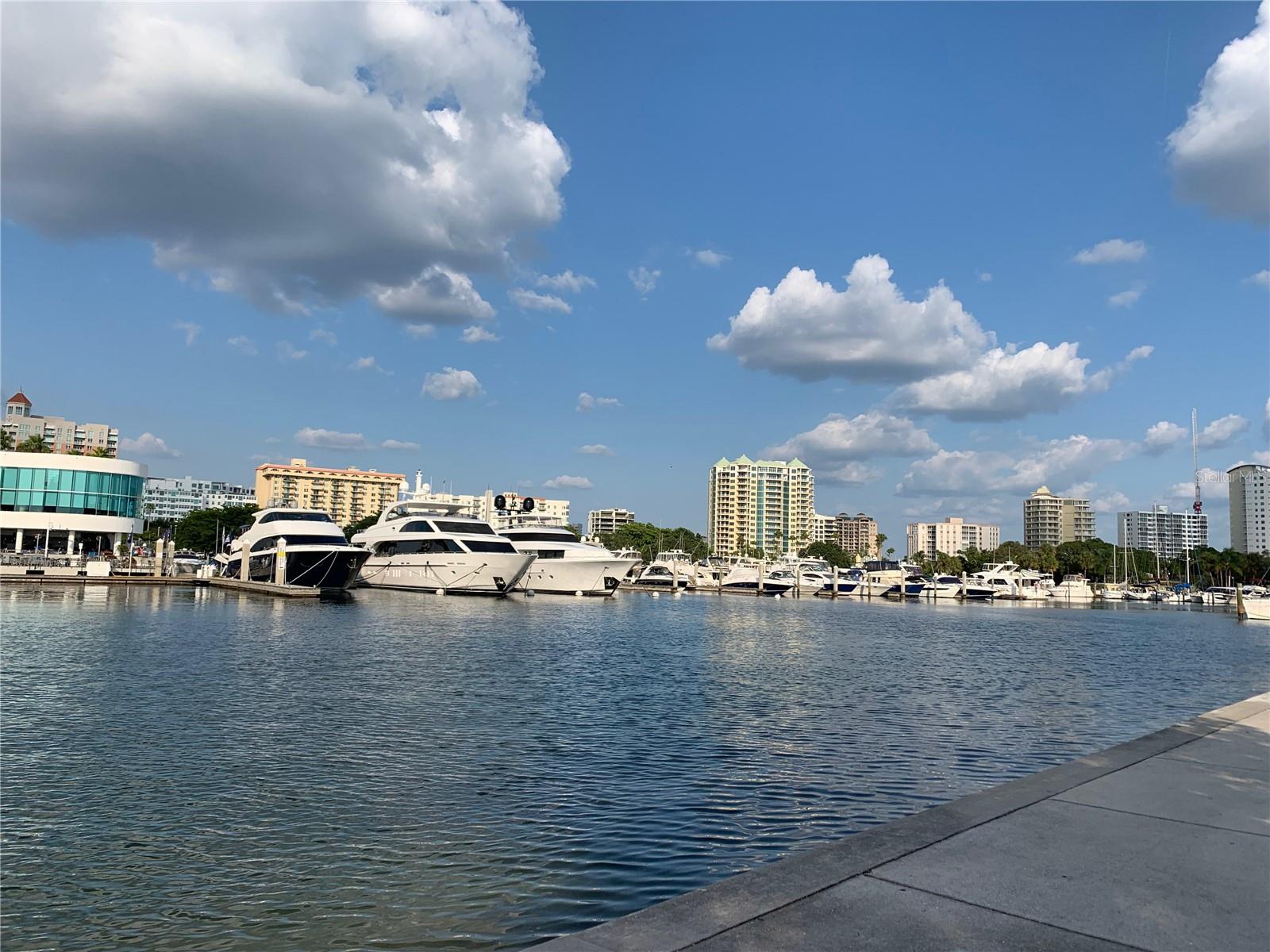 VILLAGEWALK - Residential