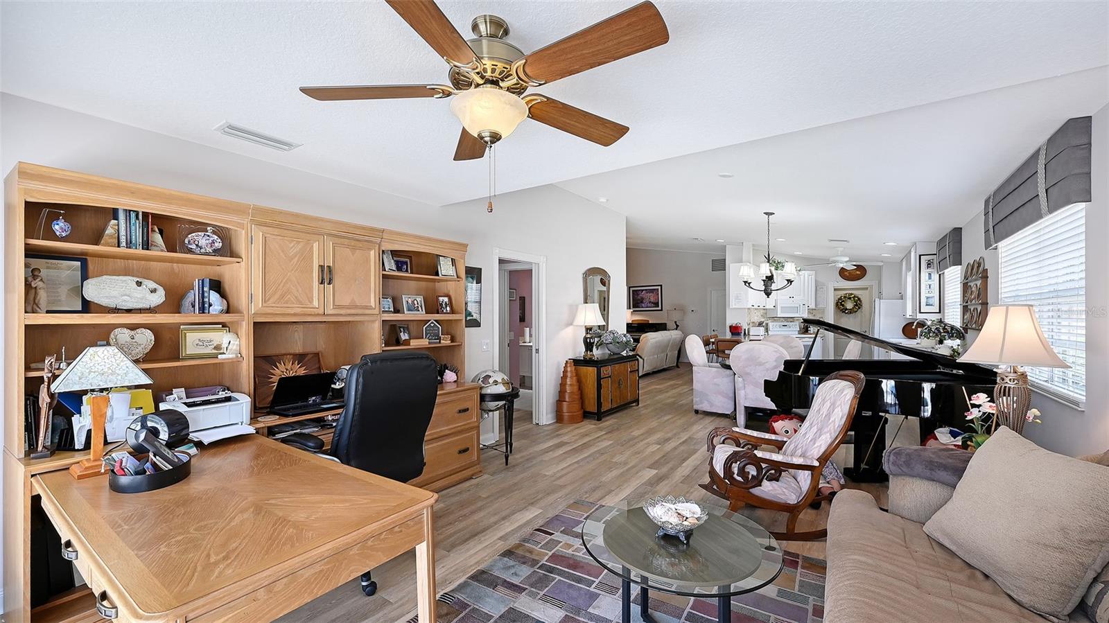 VILLAGEWALK - Residential