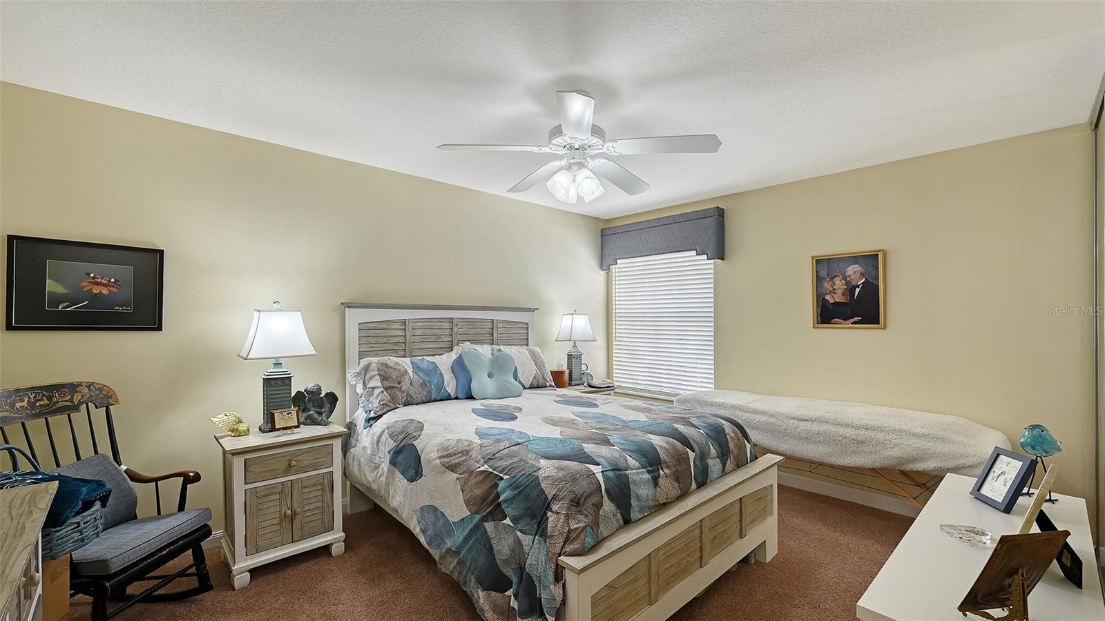 VILLAGEWALK - Residential