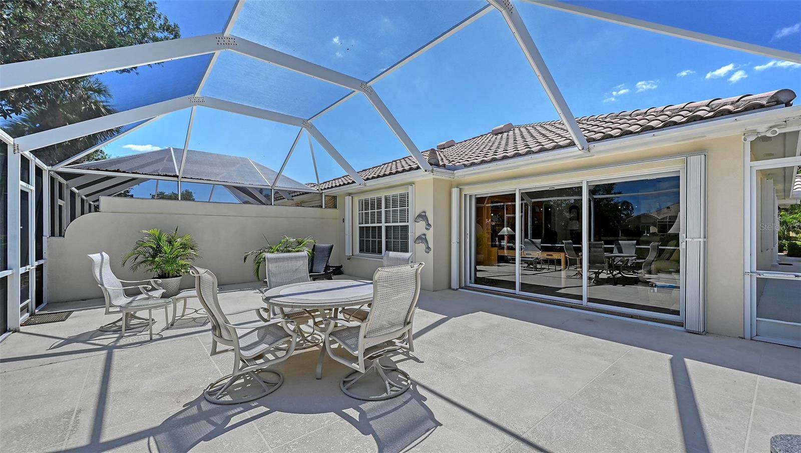 VILLAGEWALK - Residential