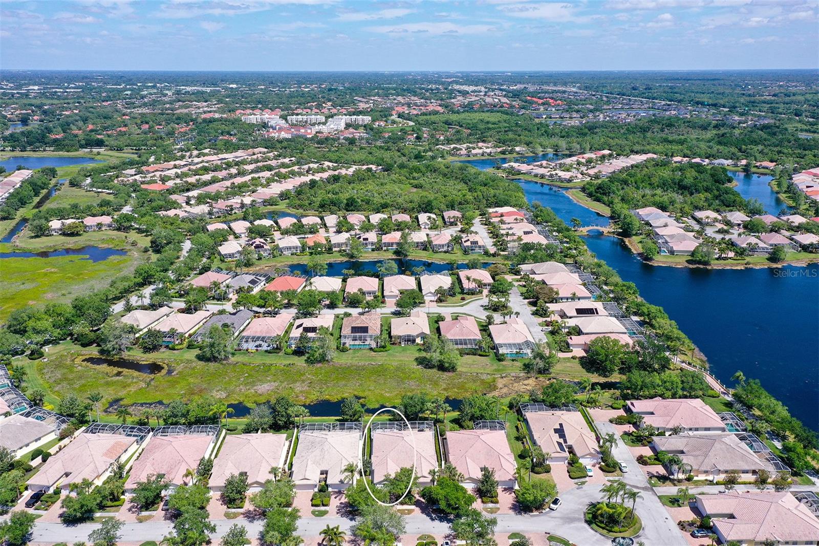 VILLAGEWALK - Residential