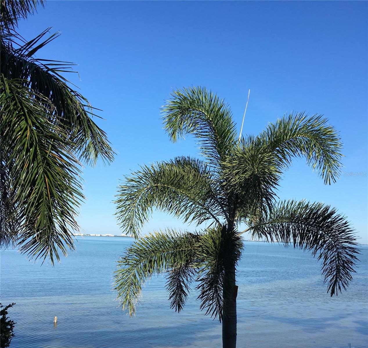 VILLAGEWALK - Residential