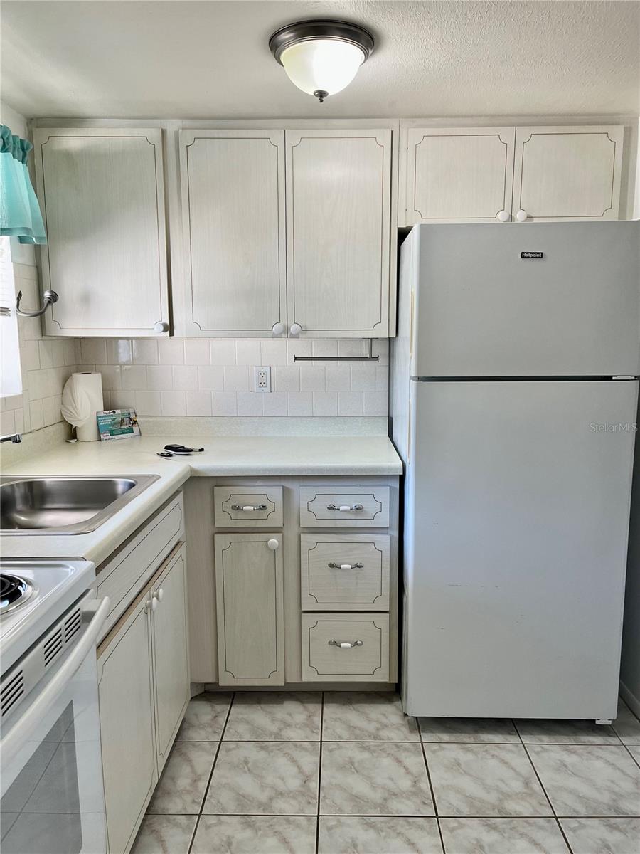 THE FOURTH BAYSHORE - Residential