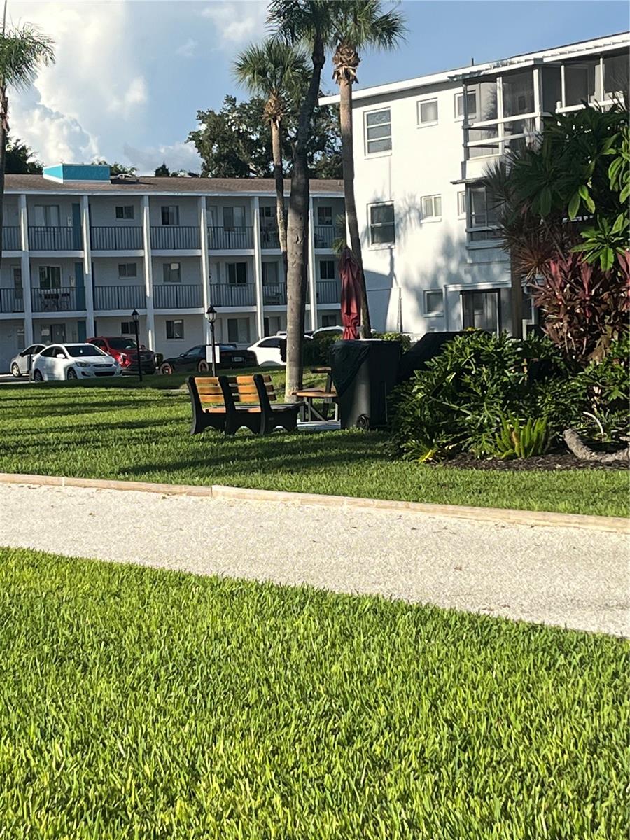 THE FOURTH BAYSHORE - Residential