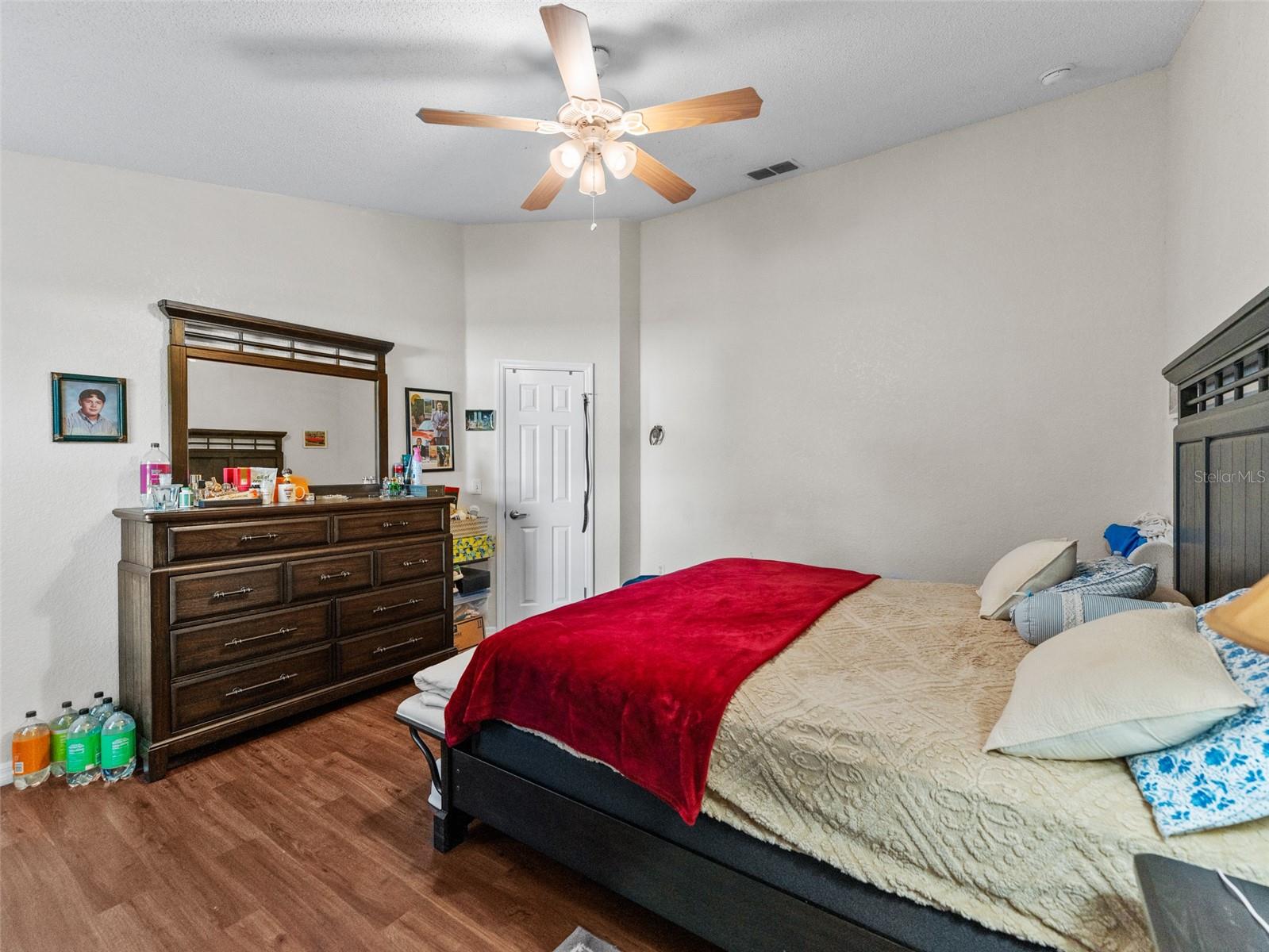 OAK HAMMOCK ESTATES - Residential