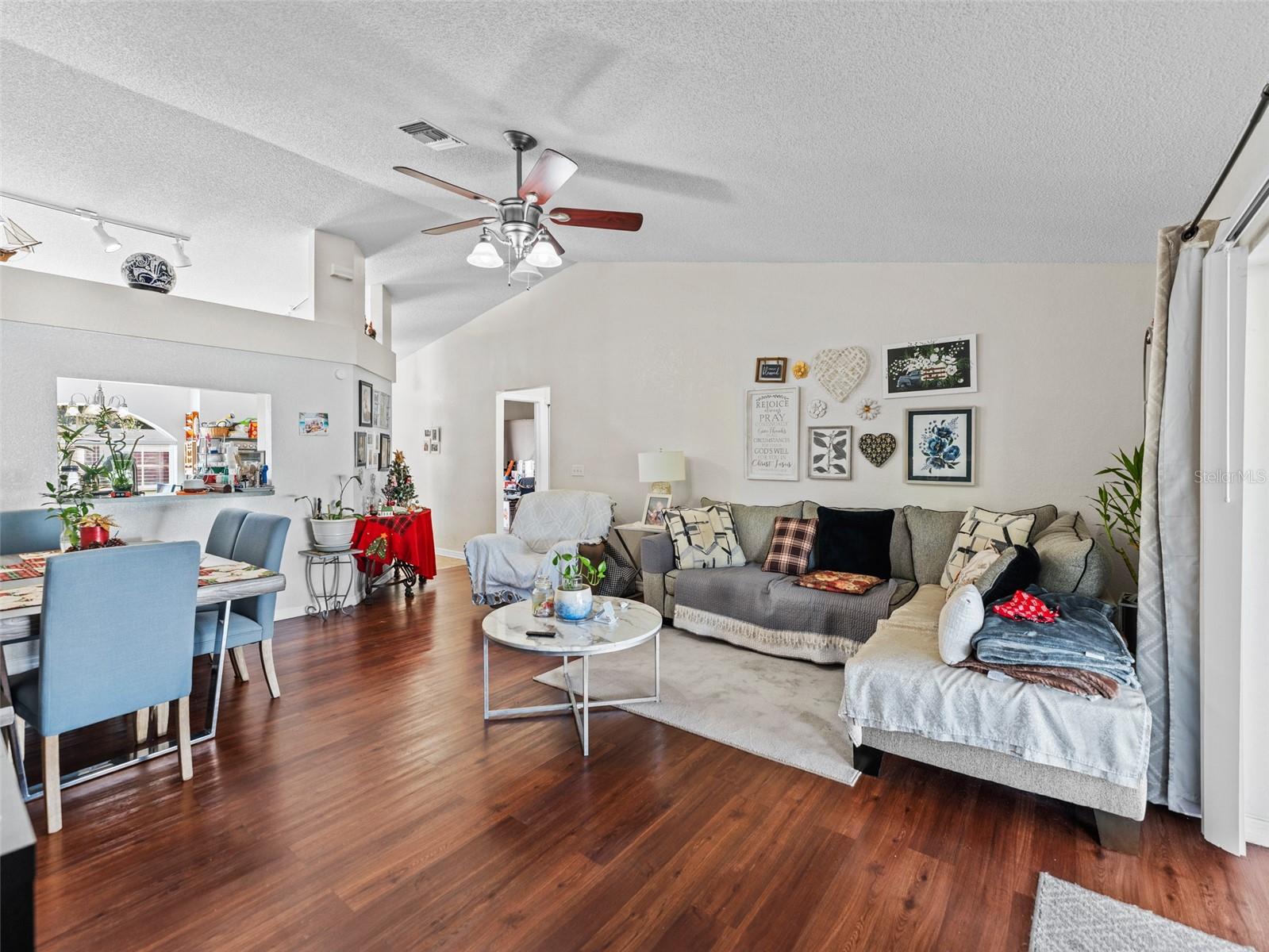 OAK HAMMOCK ESTATES - Residential