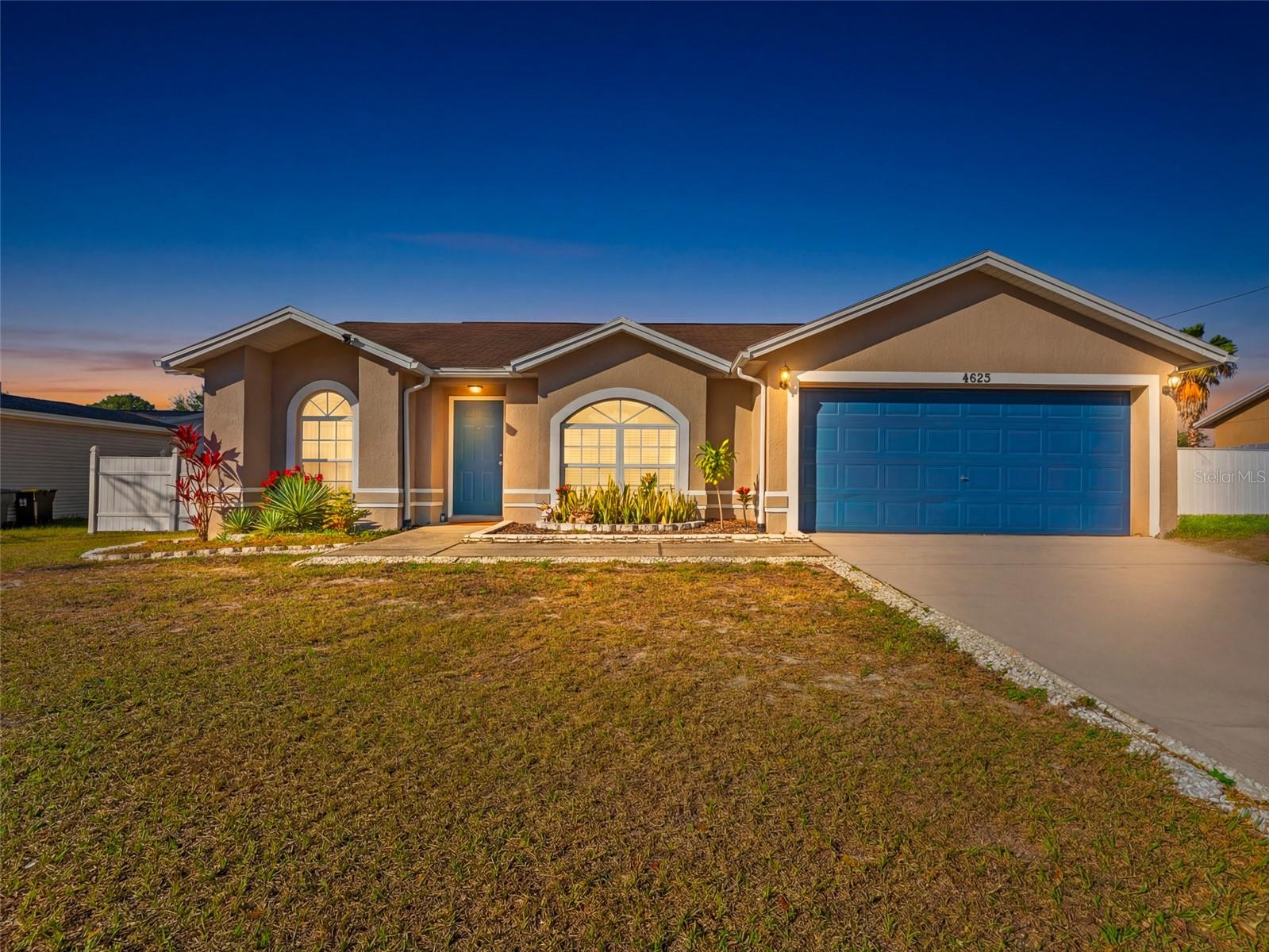 OAK HAMMOCK ESTATES - Residential