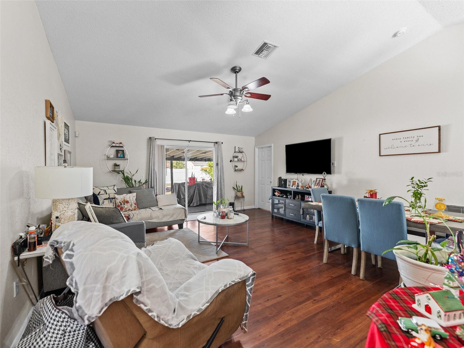 OAK HAMMOCK ESTATES - Residential