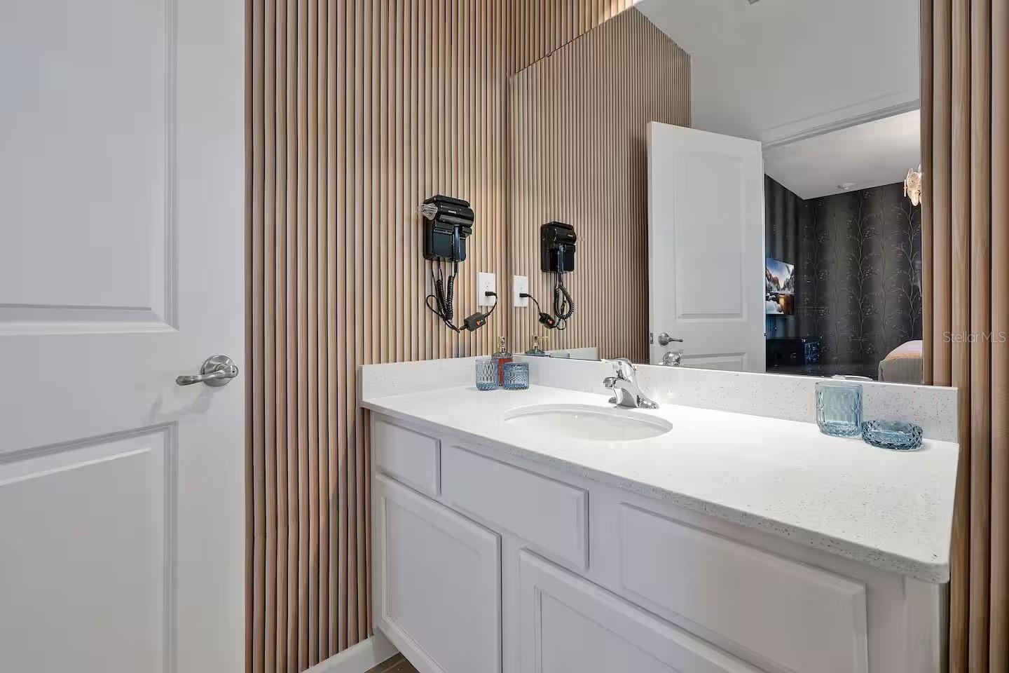 VERANDA PALMS PH 3 - Residential