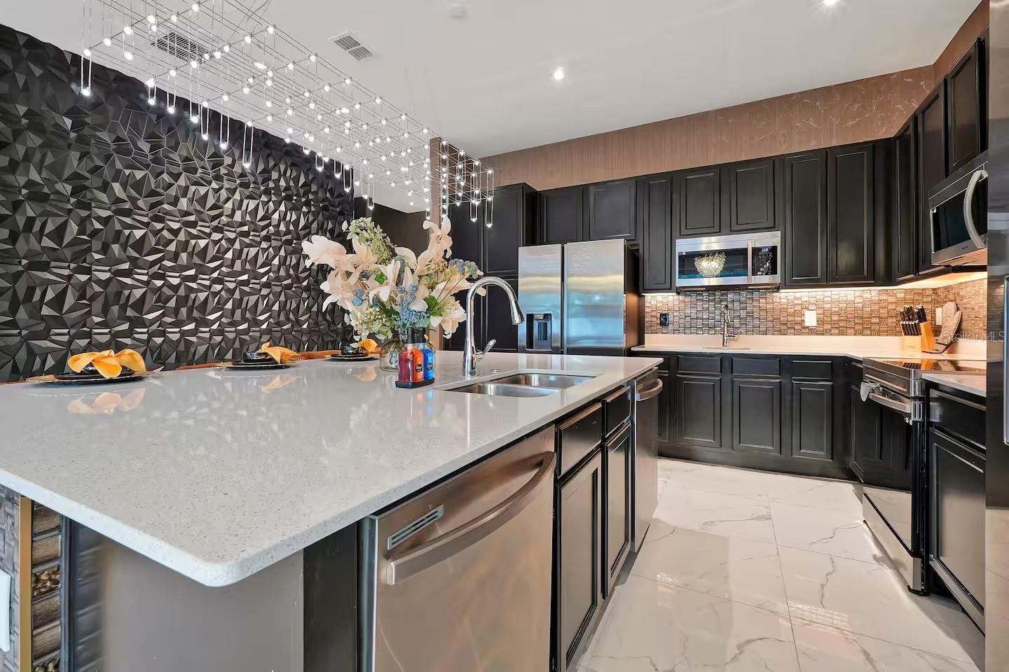 VERANDA PALMS PH 3 - Residential