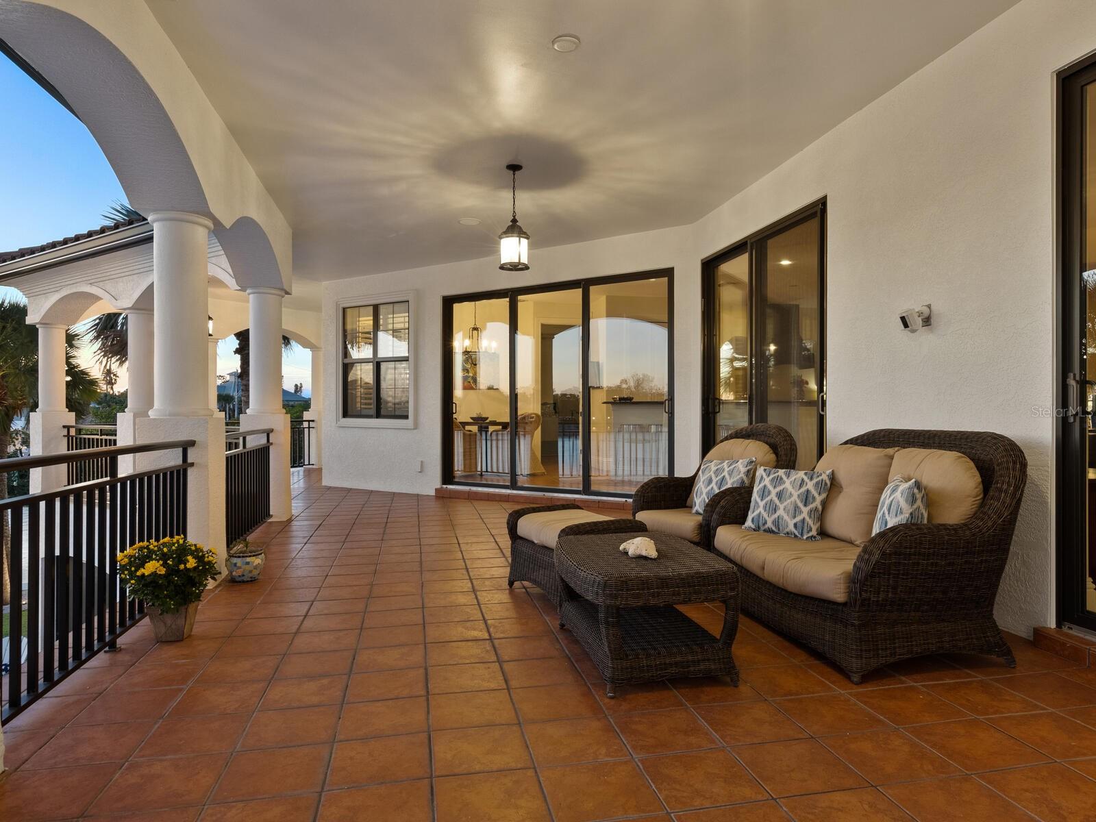 LYONS BAY - Residential