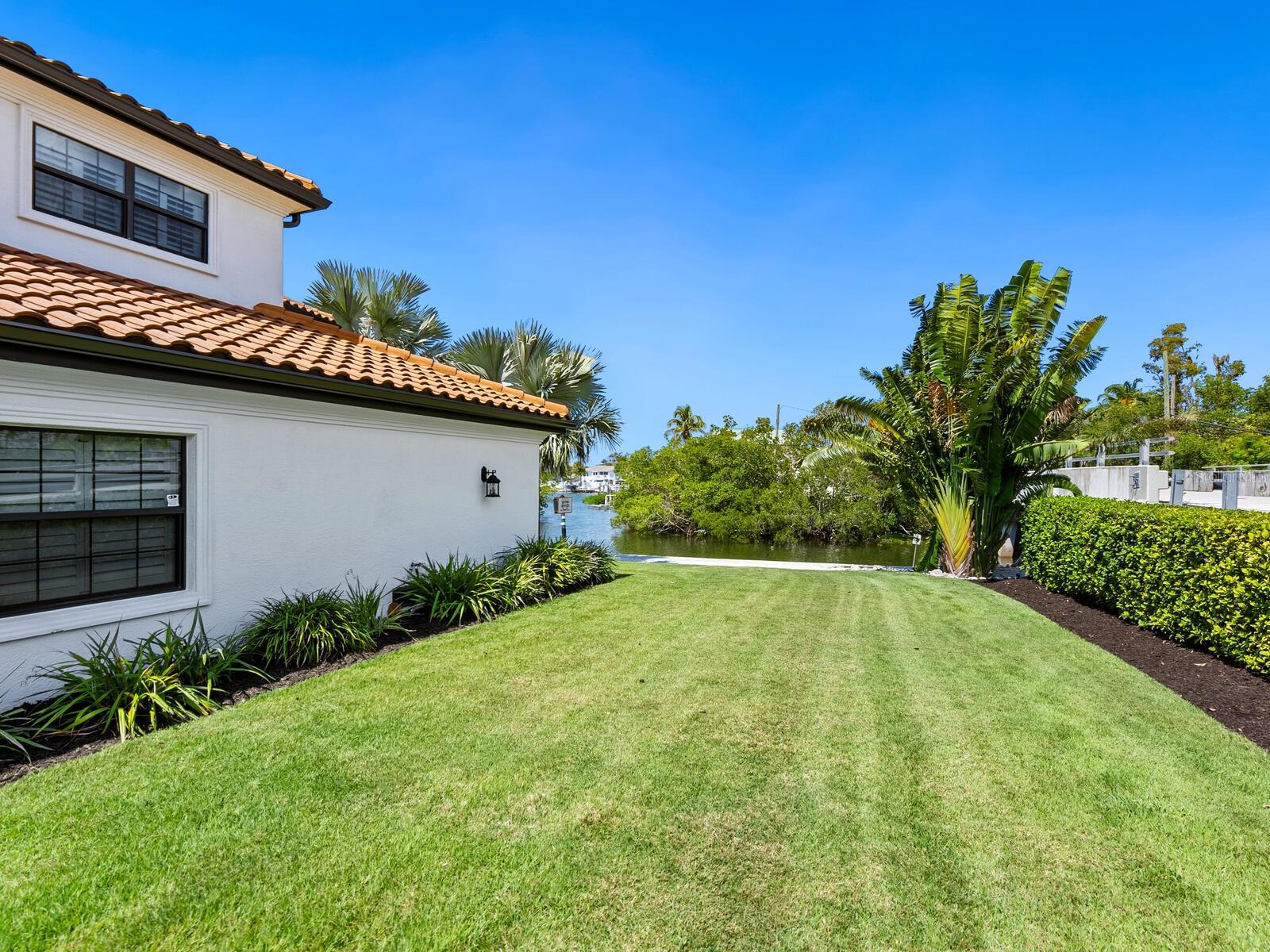 LYONS BAY - Residential