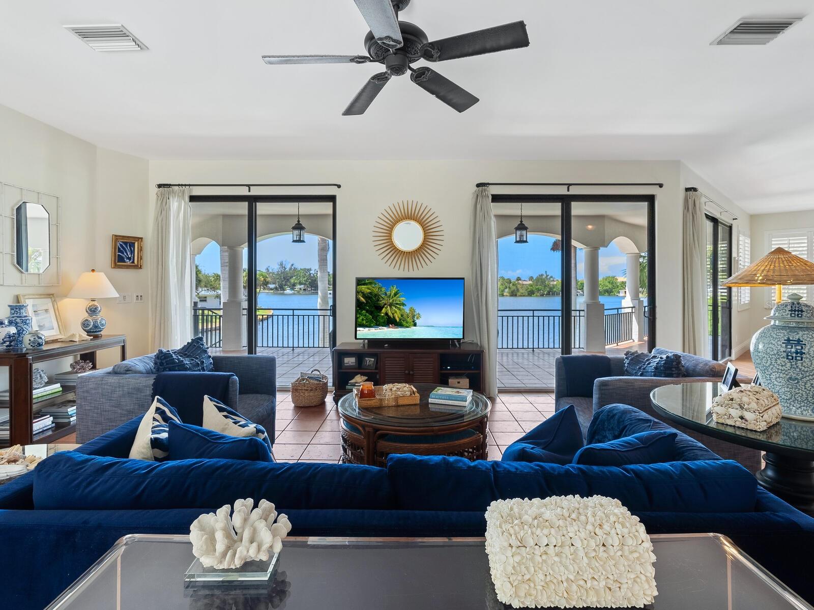 LYONS BAY - Residential