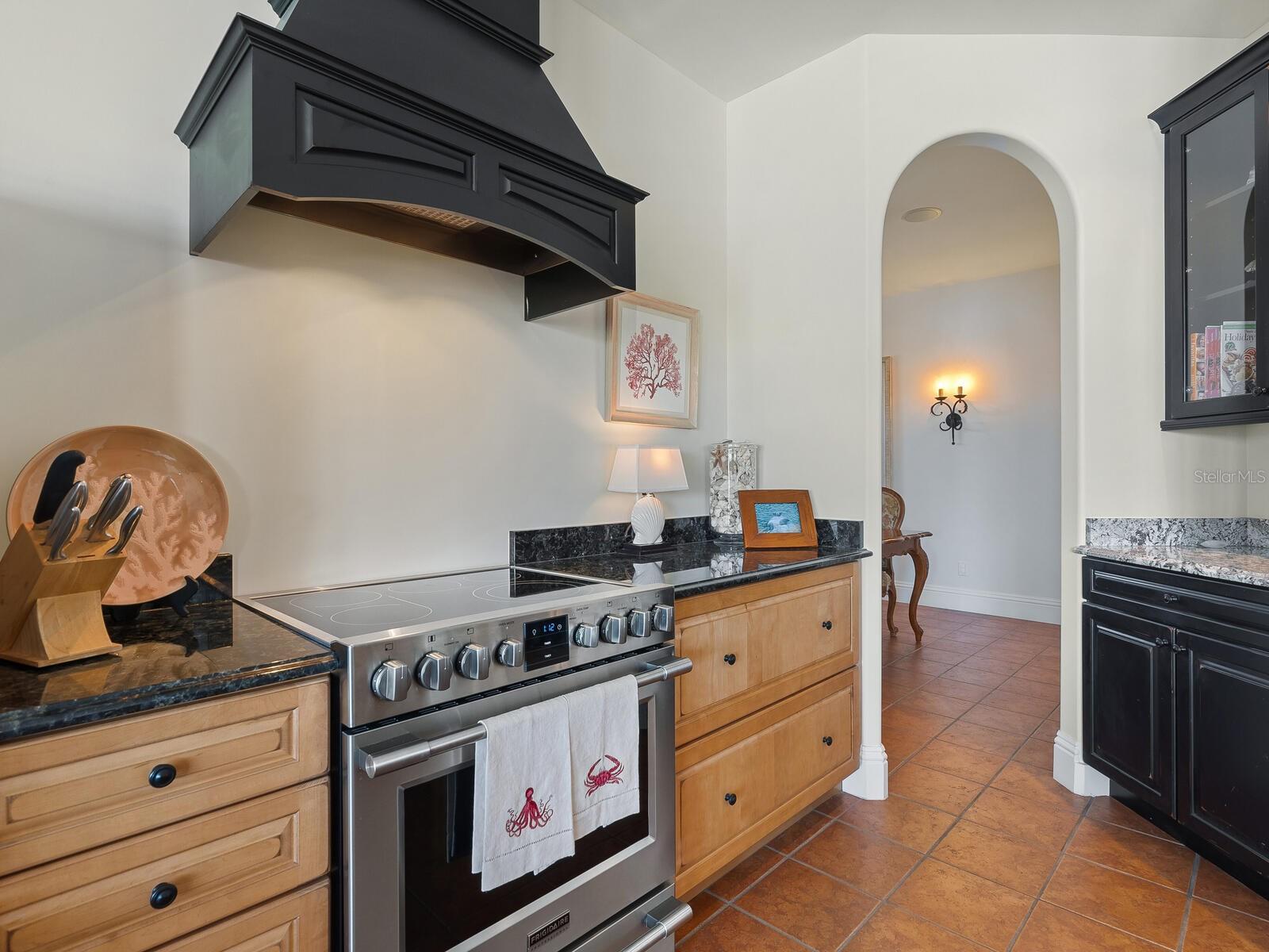 LYONS BAY - Residential