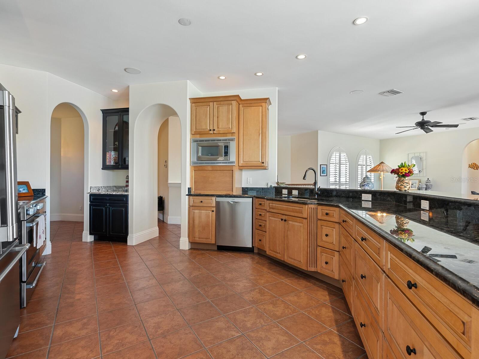 LYONS BAY - Residential