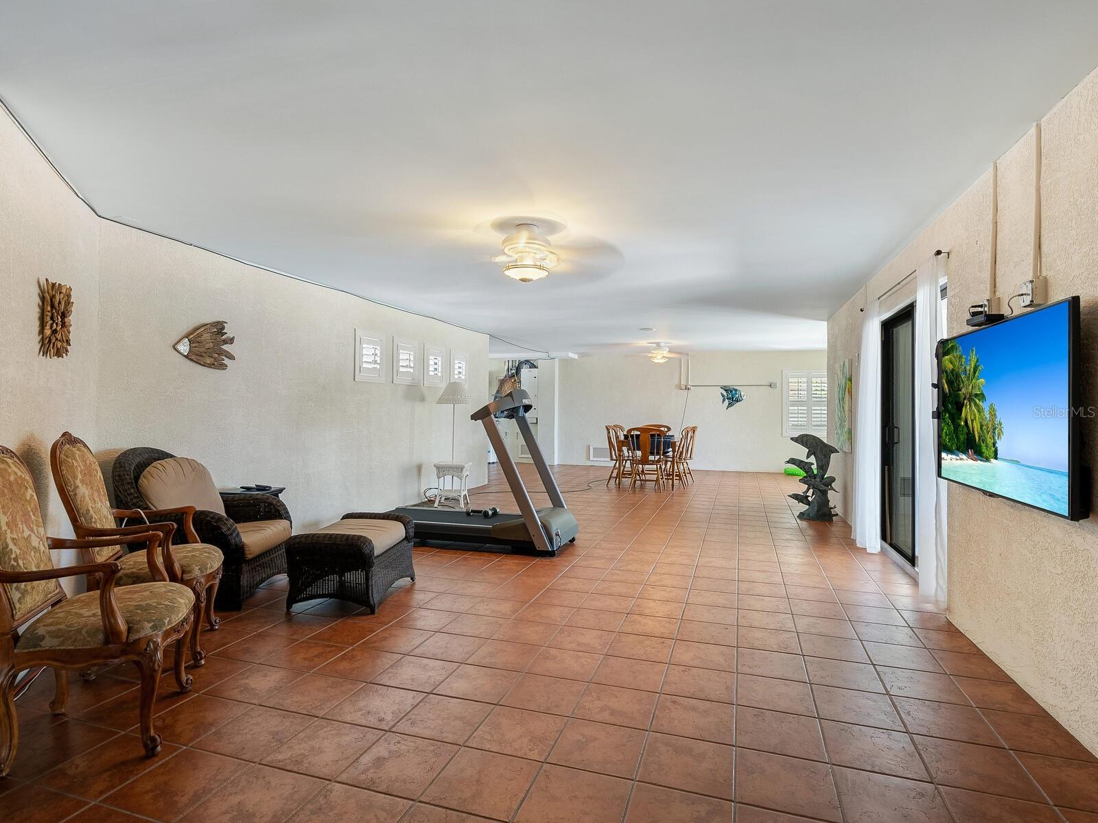 LYONS BAY - Residential