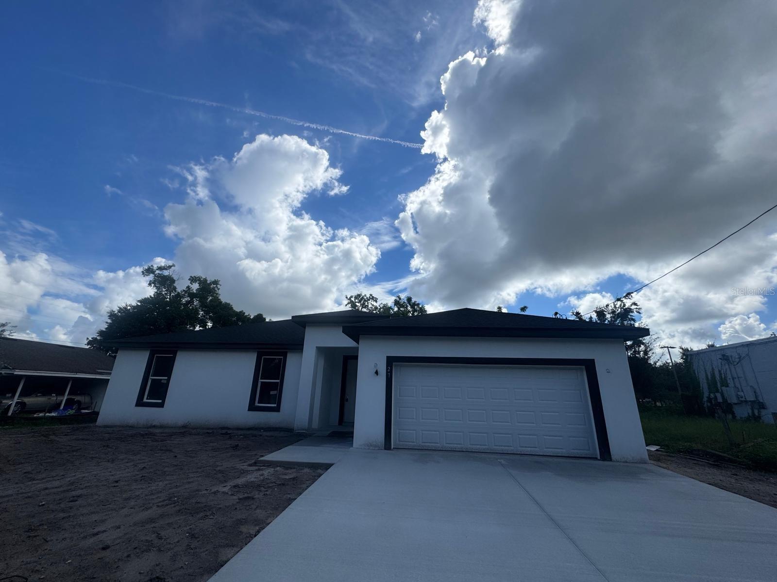 27 N CALHOUN AVENUE