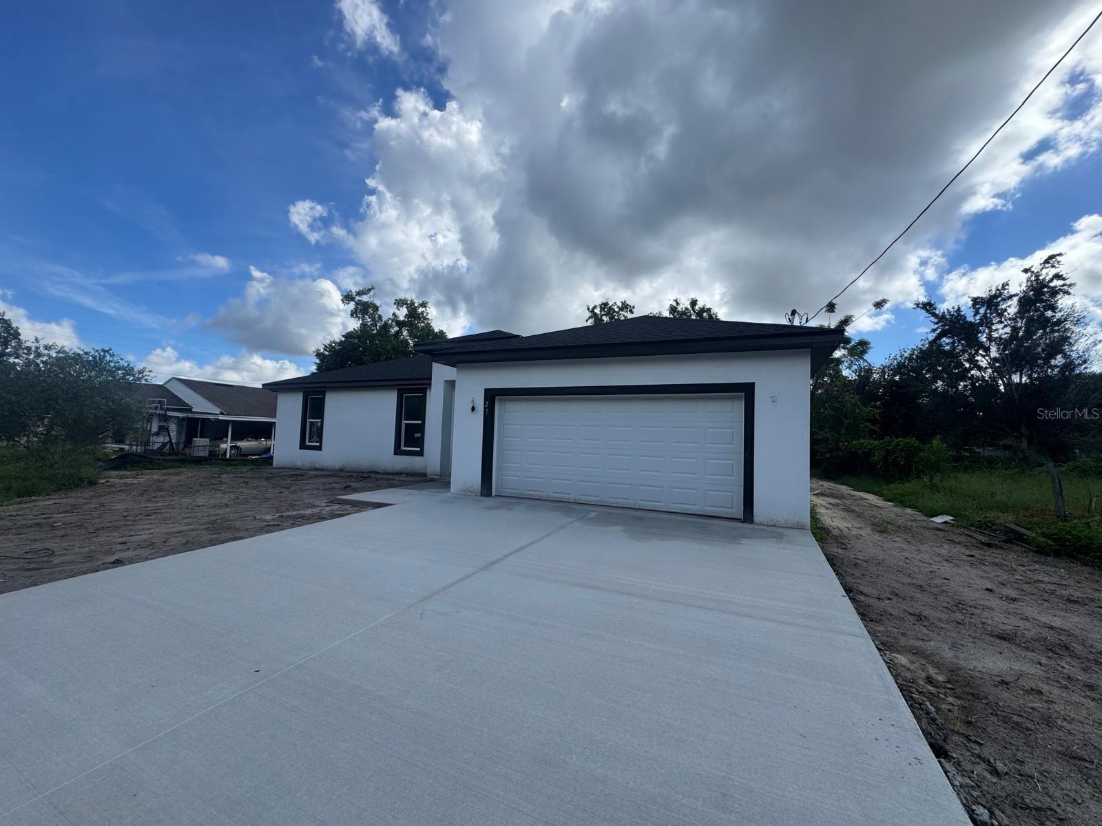 27 N CALHOUN AVENUE
