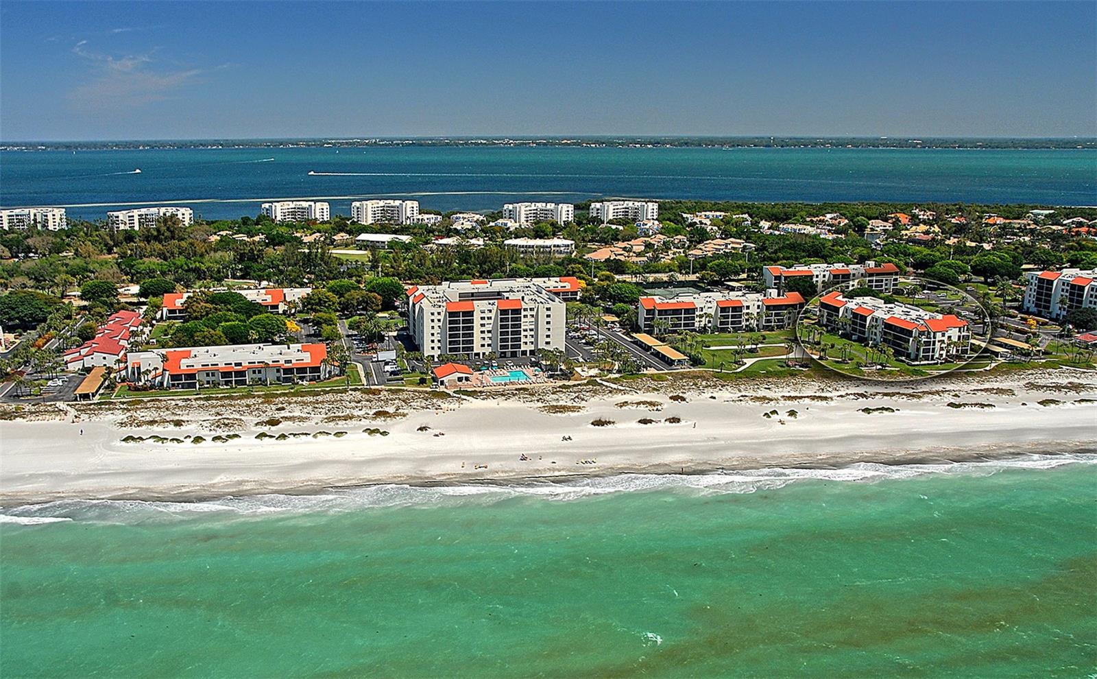 SEAPLACE III - Residential