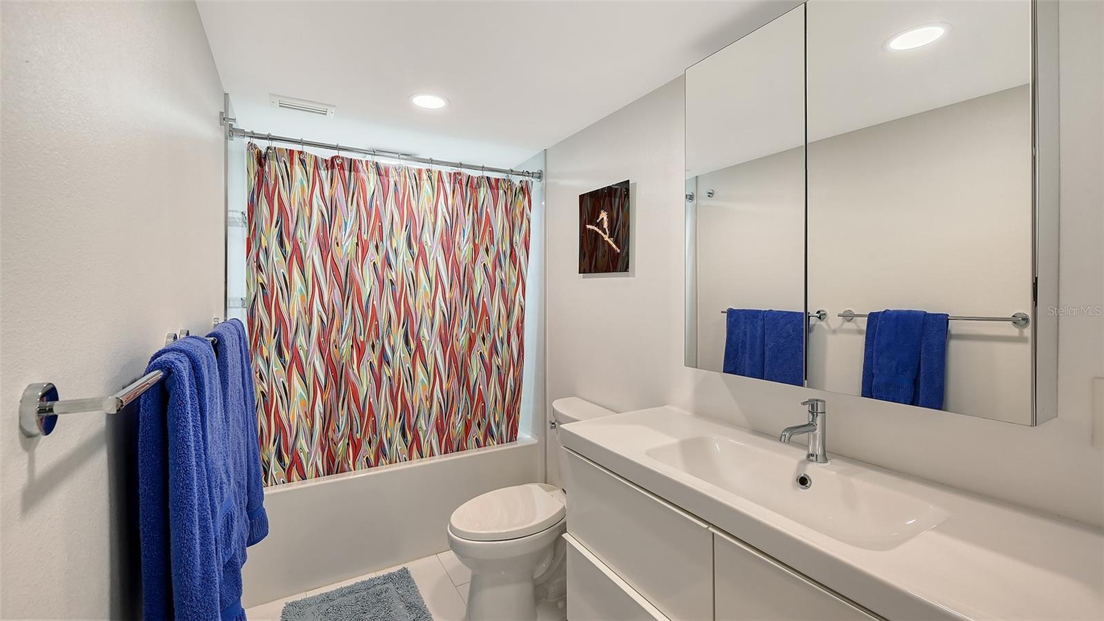 SEAPLACE III - Residential