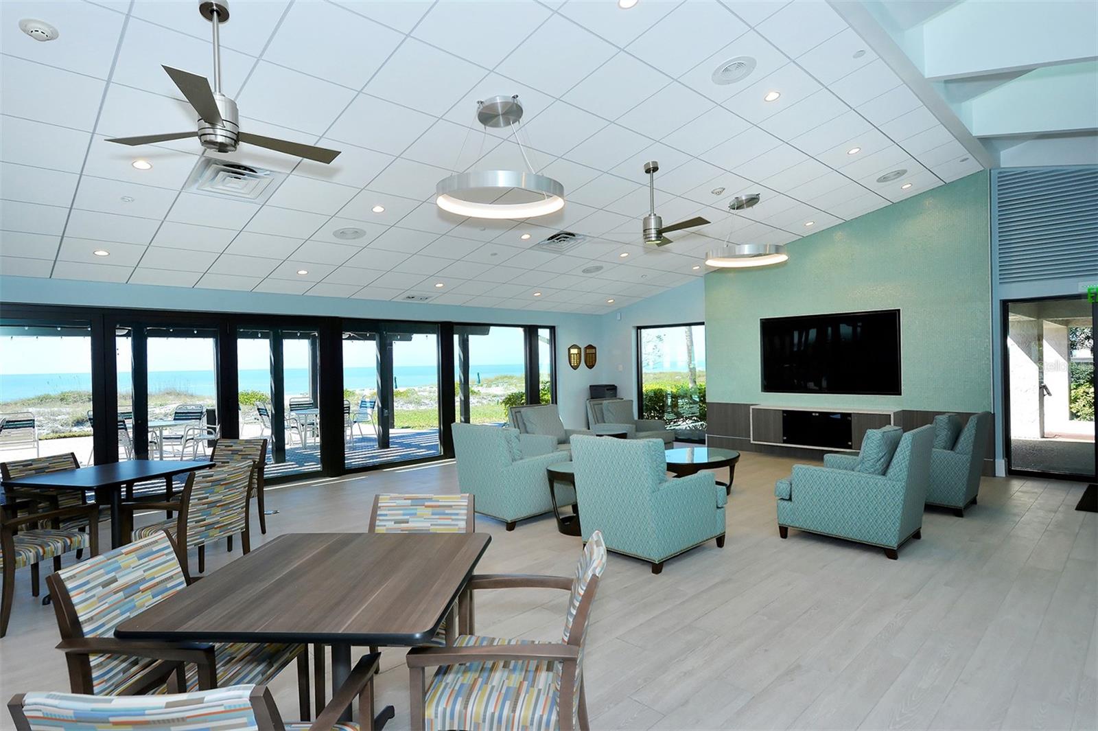 SEAPLACE III - Residential