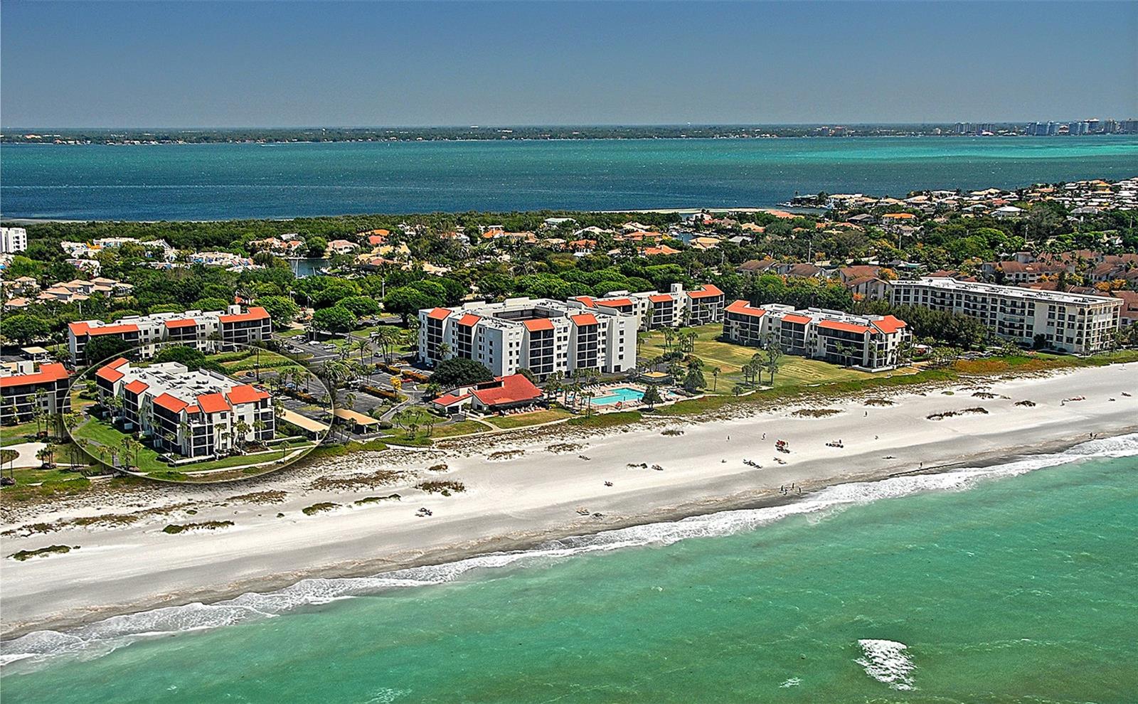 SEAPLACE III - Residential