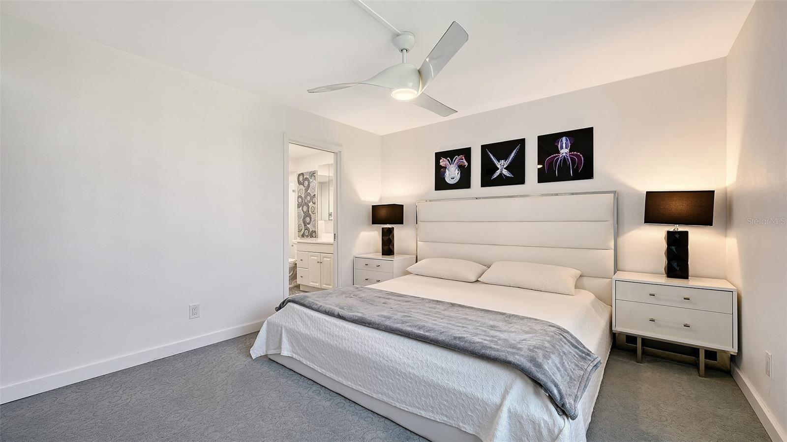 SEAPLACE III - Residential