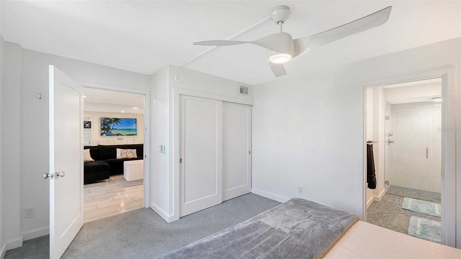 SEAPLACE III - Residential