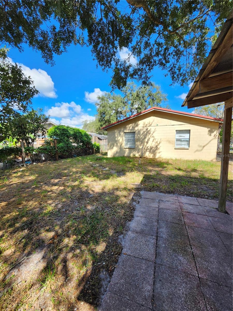 UNPLATTED - Residential