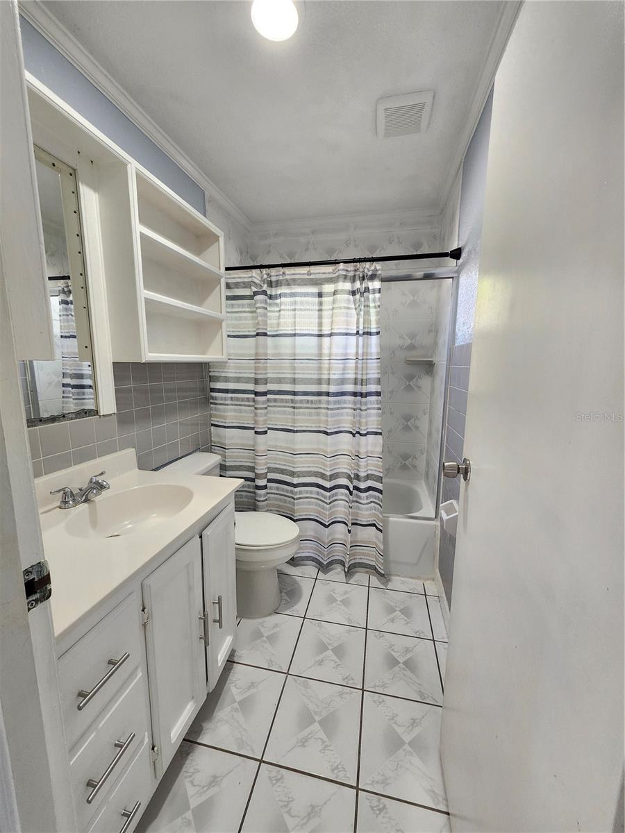 UNPLATTED - Residential