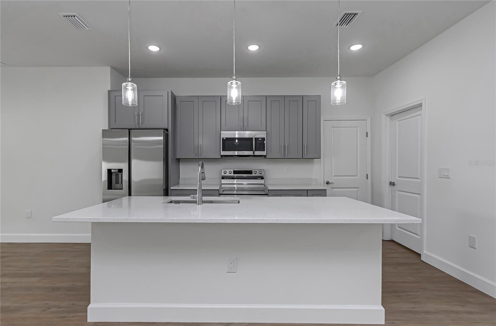 MARION OAKS UN TEN - Residential